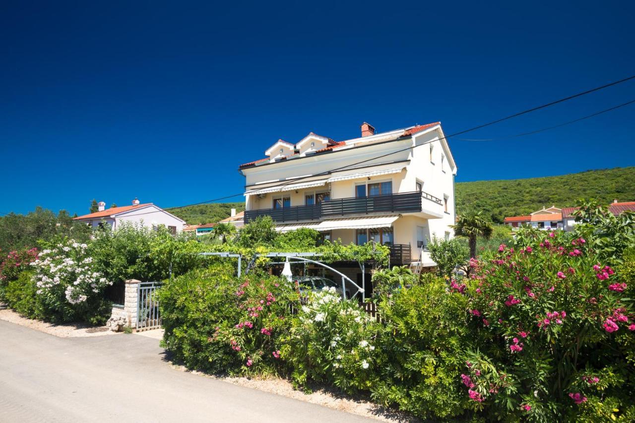 Apartments Bei Manda Punat Luaran gambar